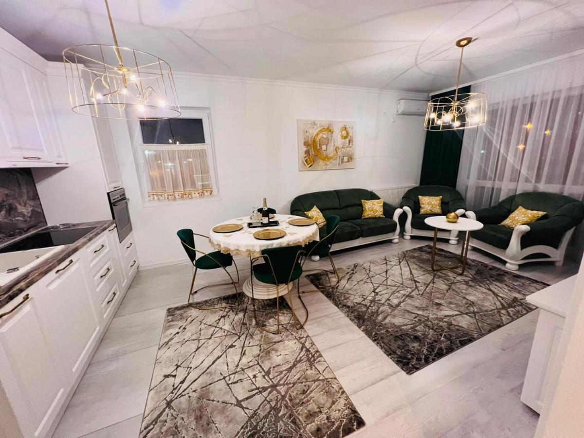 Apartament Larysse Oradea Eksteriør bilde